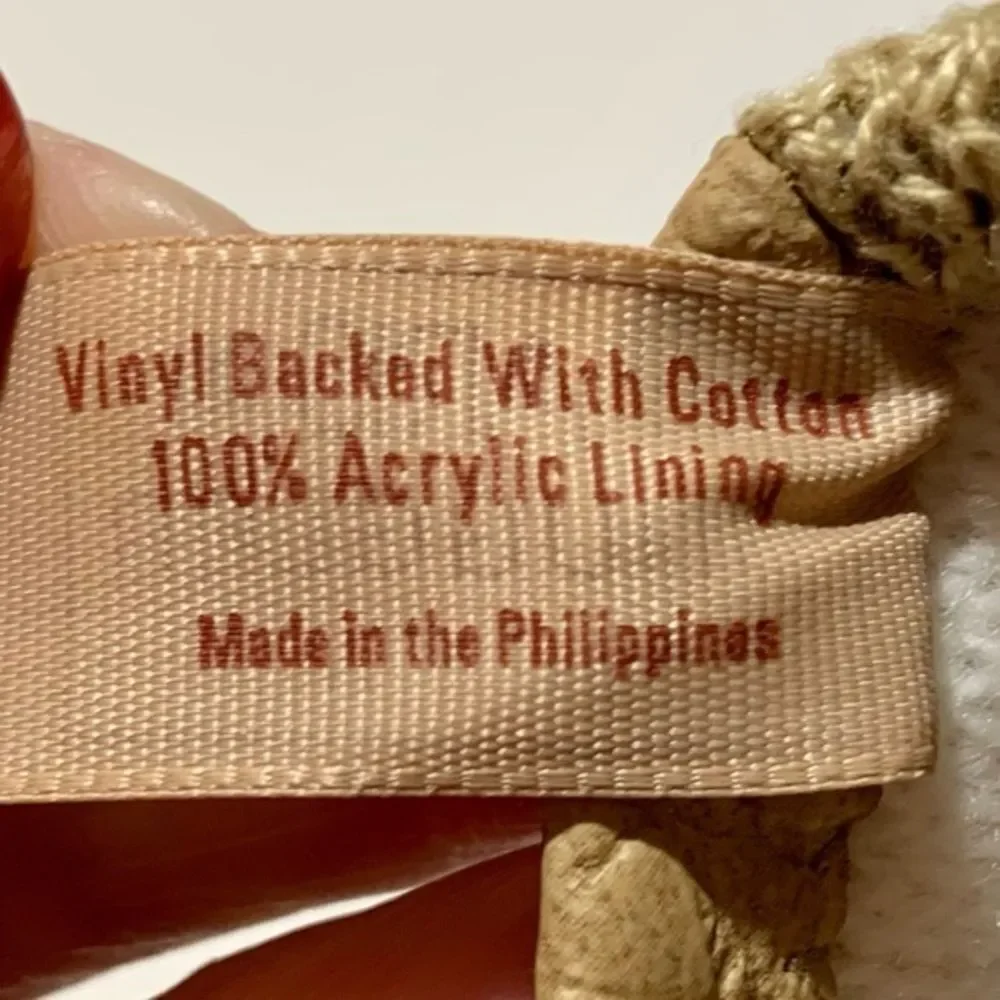 NWOT‎ Aris Snuggler Tan Vinyl Lined Winter Gloves